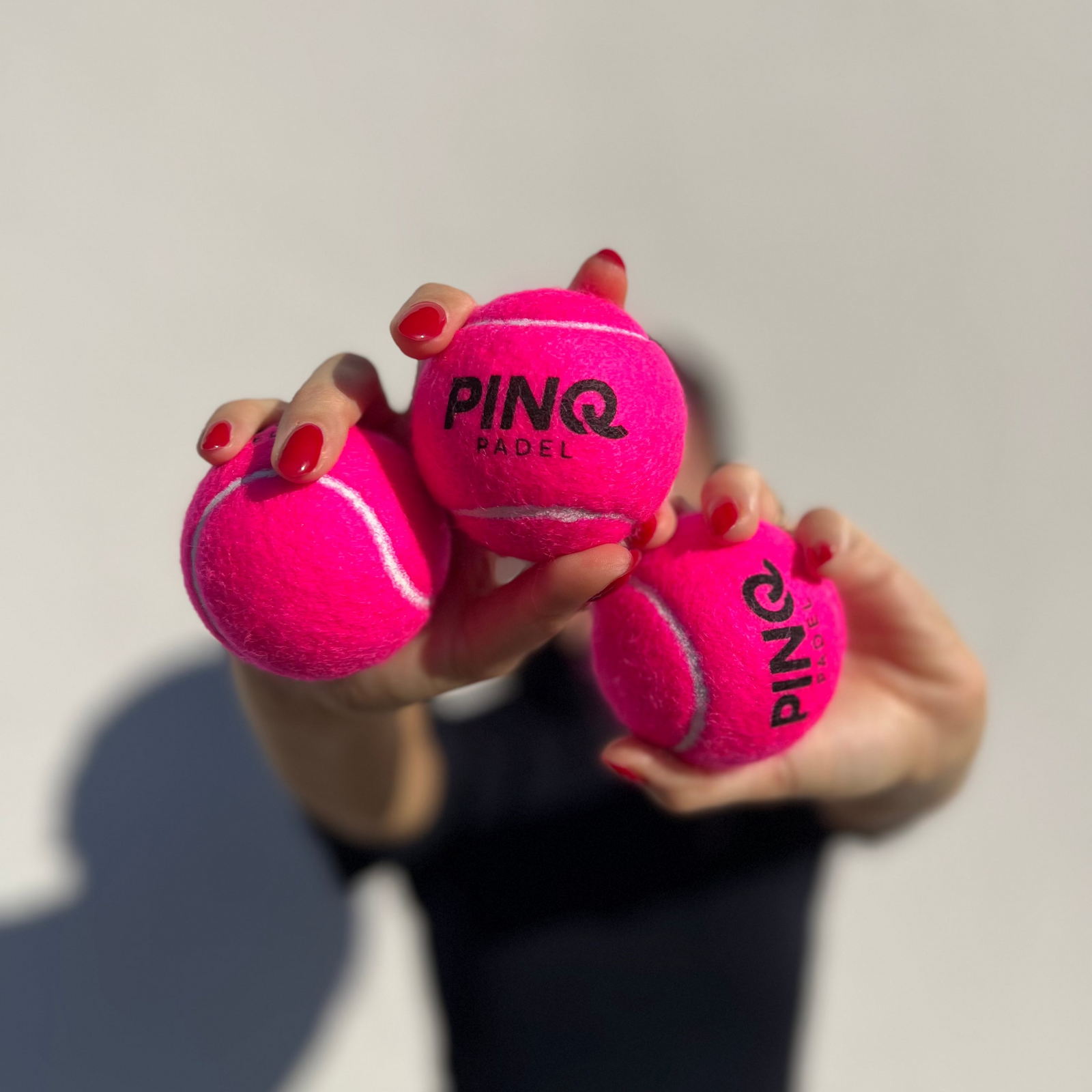 PINQ padela bumbas rozā – 1 gab., 3 bumbas, lietošanā